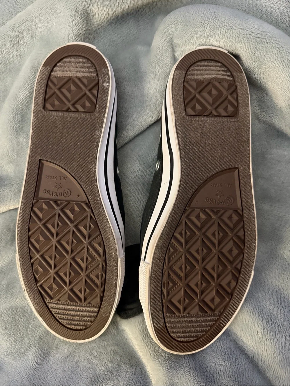 Converse Women's Black Bow Slip-On Sneakers